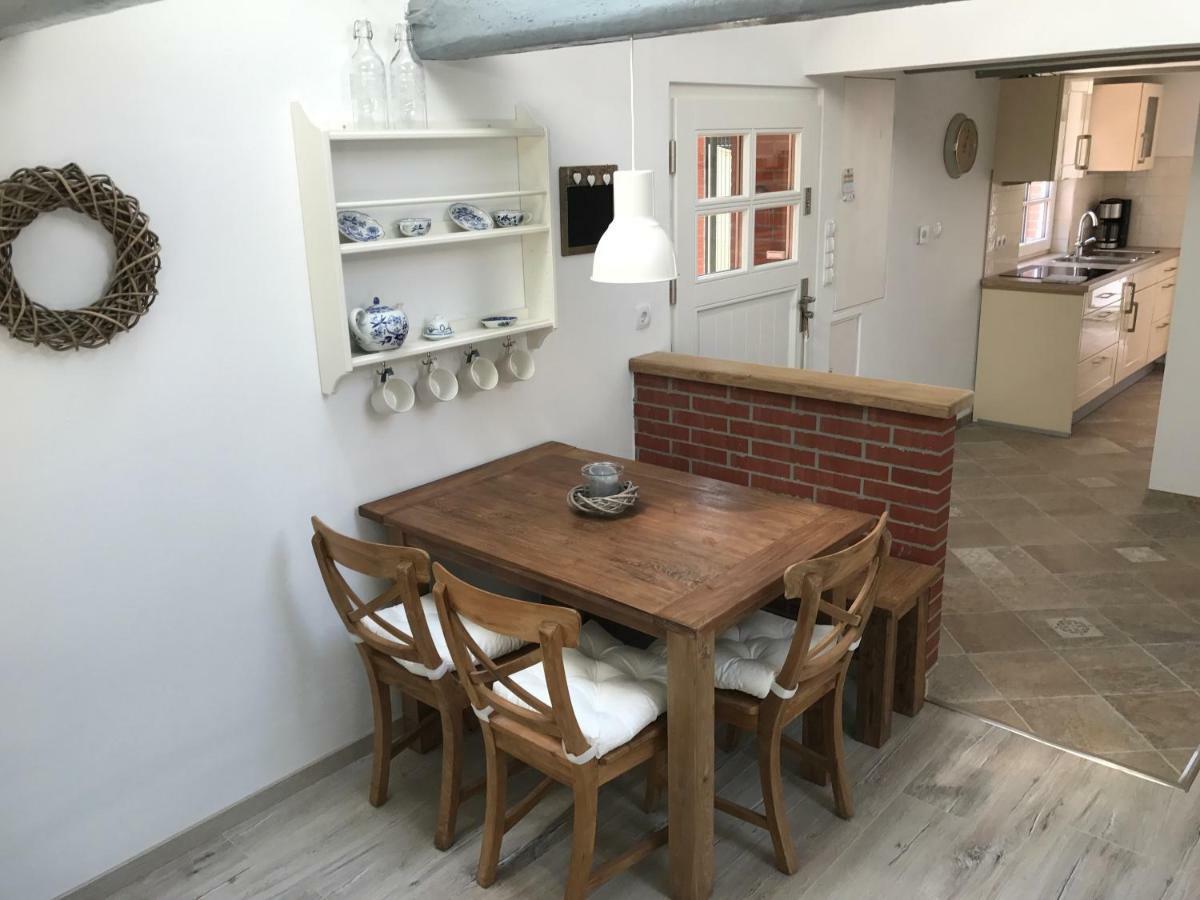 Ferienhaus Wattwurm Rysum 外观 照片
